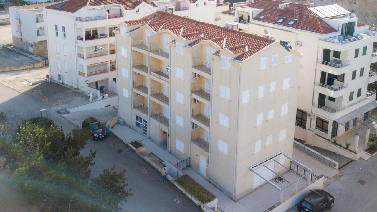 Beach Spot Apartments Makarska Esterno foto
